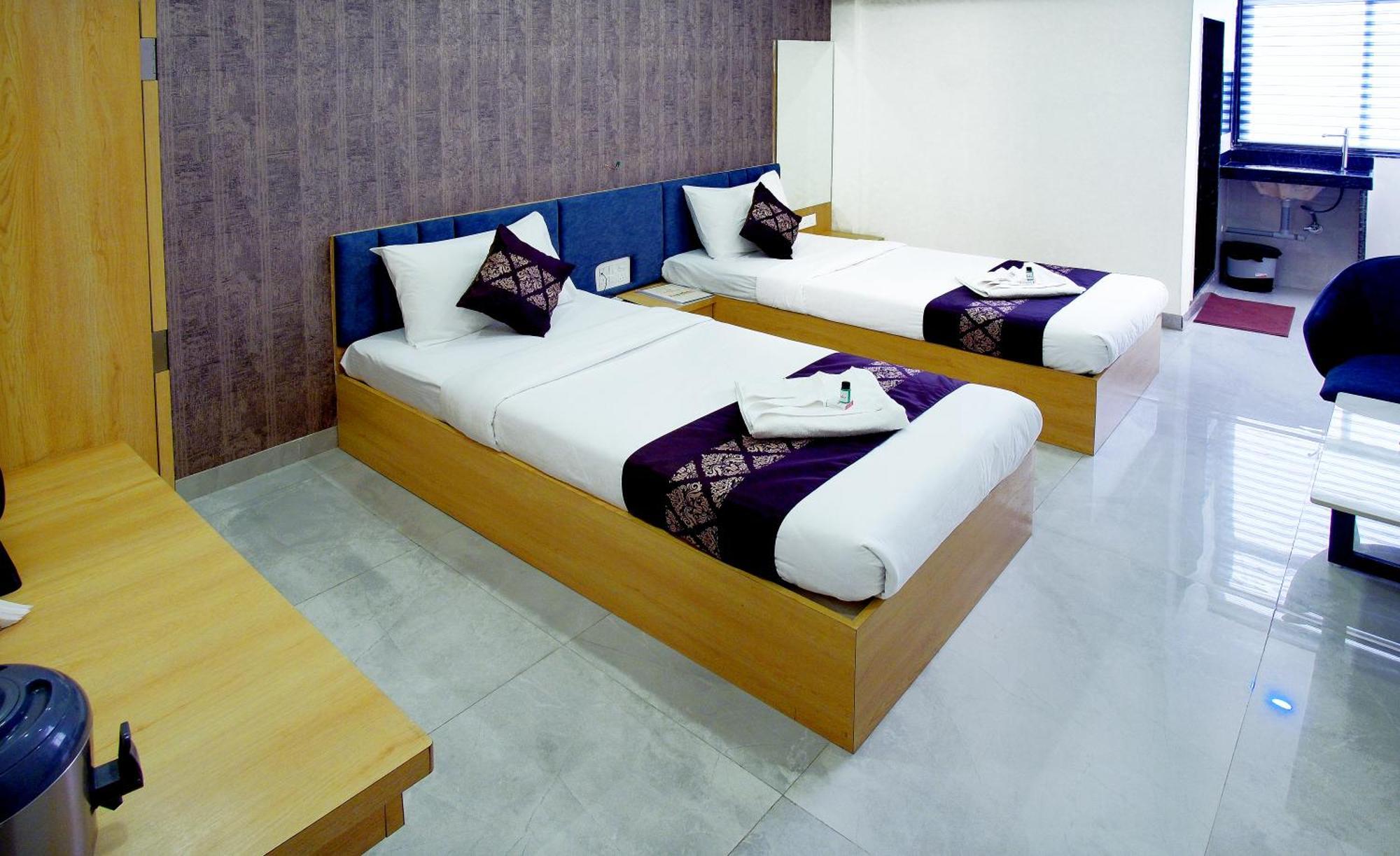 Hotel The Marion Нашик Екстер'єр фото