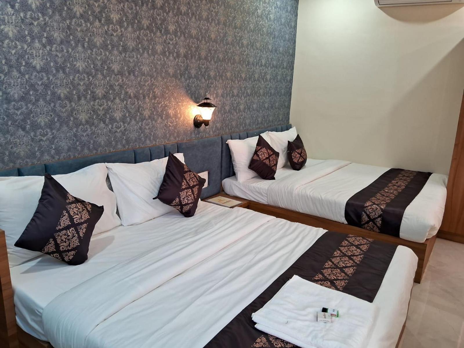 Hotel The Marion Нашик Екстер'єр фото